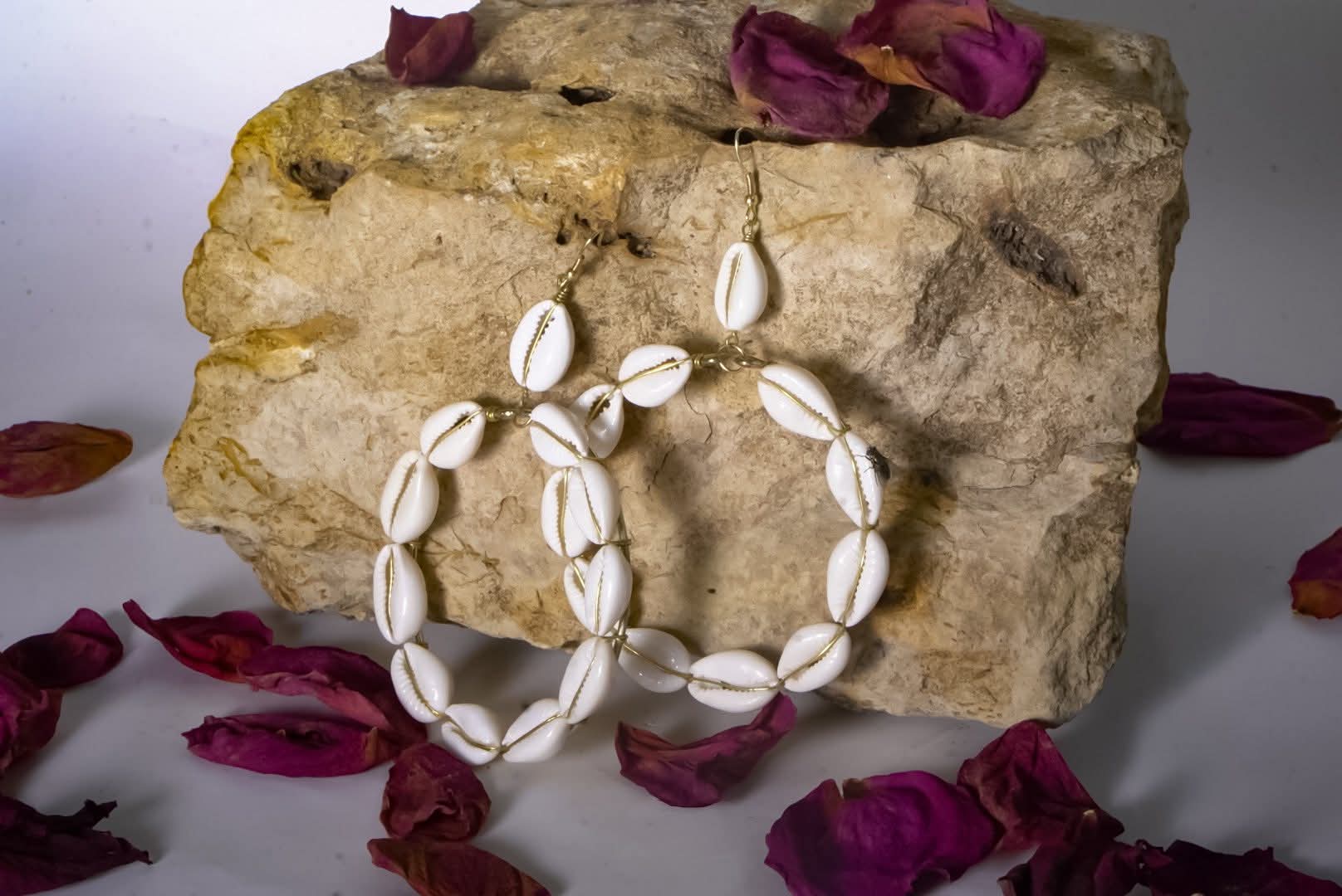 Illoyi  earring